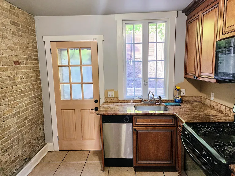 4147 Tower St — Photo 5