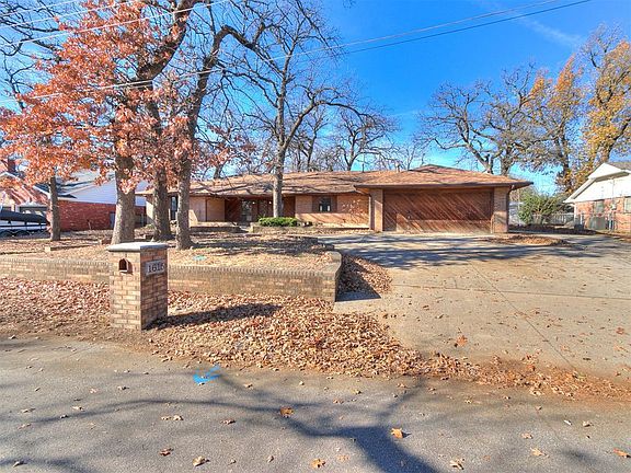 5th image of 1615 Oak Ln