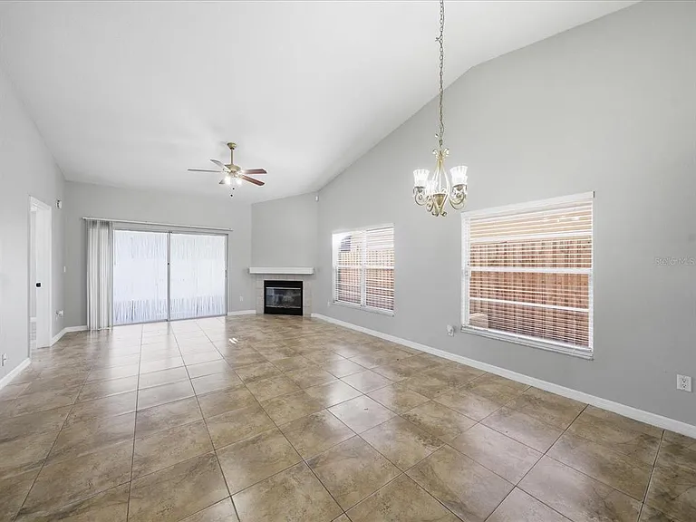 7615 Lemon Wood Ct — Photo 17