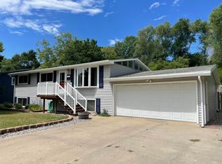217 N Taylor Ave, Pierre, SD 57501