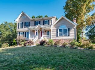 941 30th Avenue Ln NE, Hickory, NC 28601