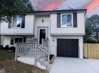 2406 Redfield Dr, Norcross, GA 30071