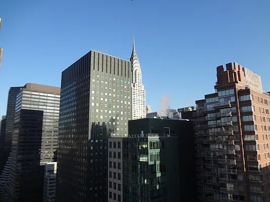 Rented by Royal Operation System | media 33