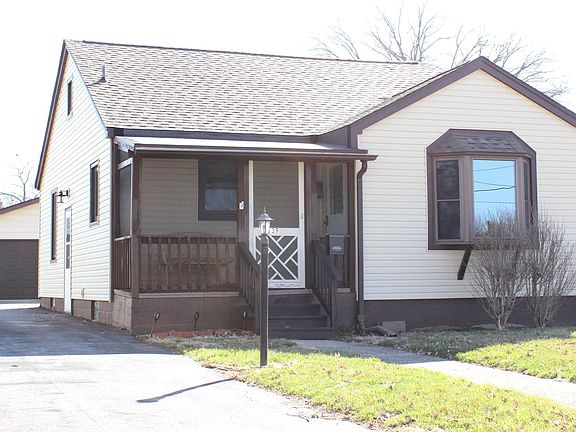 2nd image of 139 N Pleasant Ave