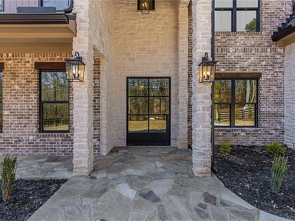 4th image of 1258 Prospect Rd