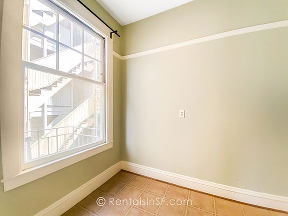 4th image of 1464 Taylor St APT 3