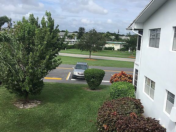 4th image of 248 Oakridge Ct #O