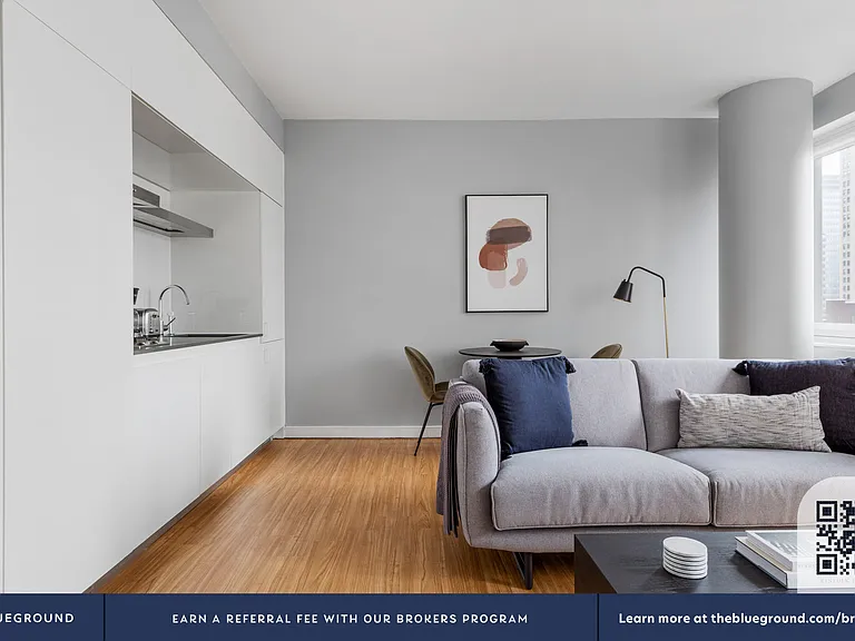 70 W 45th St #31D — Photo 4
