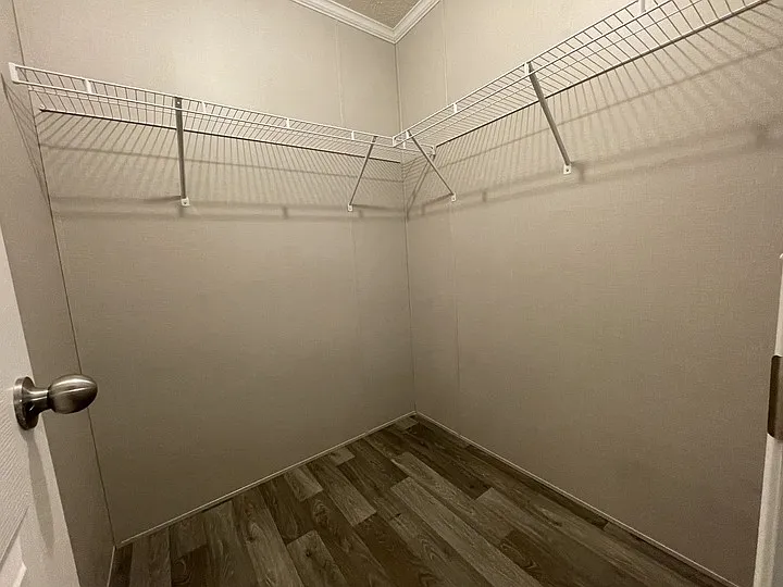38000 Le Chateau Blvd #124 — Photo 1