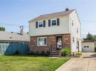 28534 Parkwood Dr, Eastlake, OH