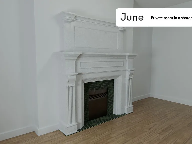 16 Royce Rd #E — Photo 6