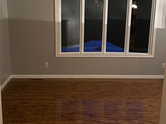 4th image of 5258 Macel Dr