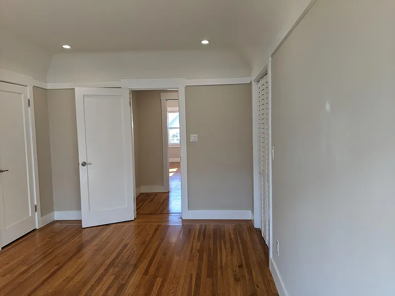 Wawona St — Photo 18