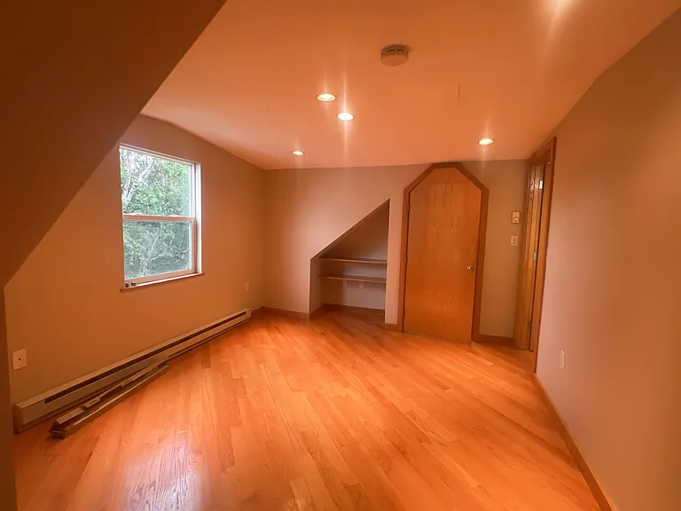 229 Hurley St #3 — Photo 16