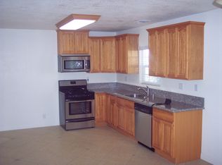 4910 G St, Chino, CA 91710