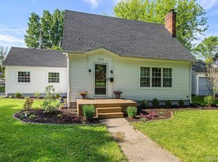 203 Riddle St, Howell, MI 48843