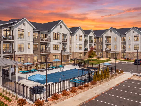 Homestead Luxury Apartments