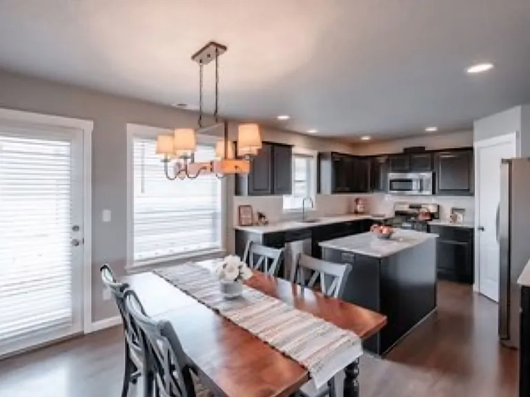 Kitchen/Dining