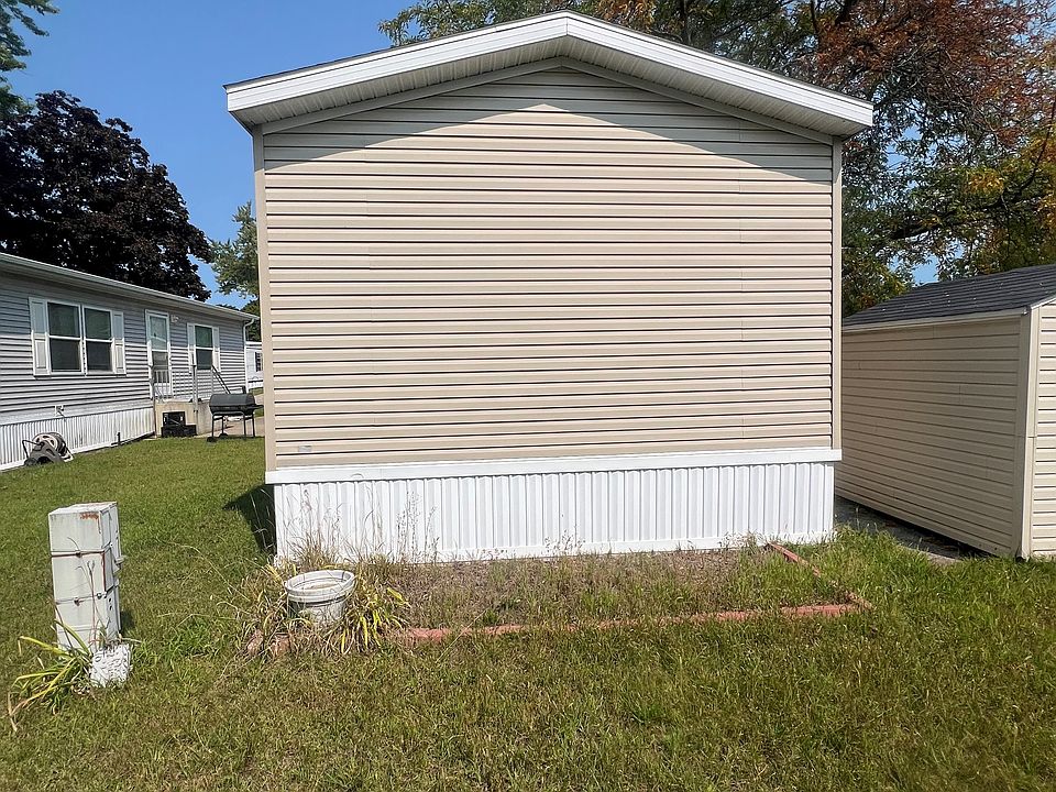 2nd image of 6103 Robert Cir #262