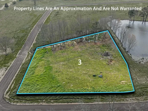 3 Garrett St, Rainsville, AL 35986