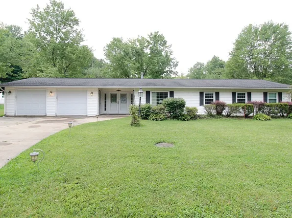 743 Sherwood Dr, Aurora, OH 44202