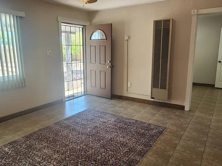 731 W Pepper Pl #2 — Photo 5