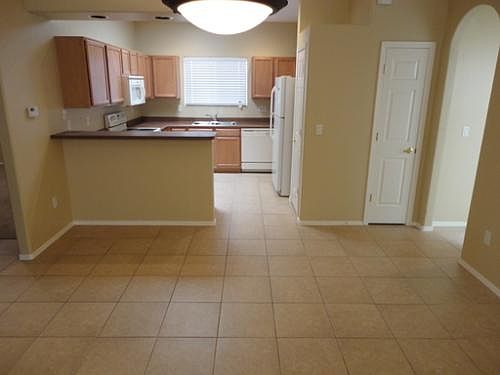 5th image of 1140 W Calle Fuente De Carino