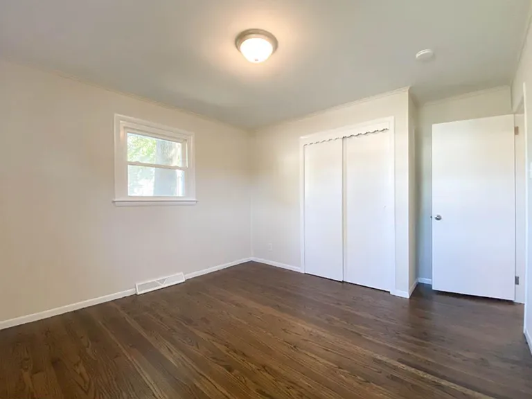 622 Fairmount Dr — Photo 10