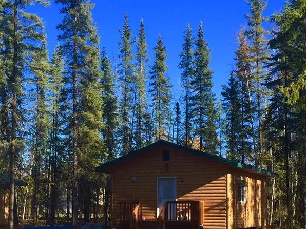 3295 Tranquility Ct, North Pole, AK 99705