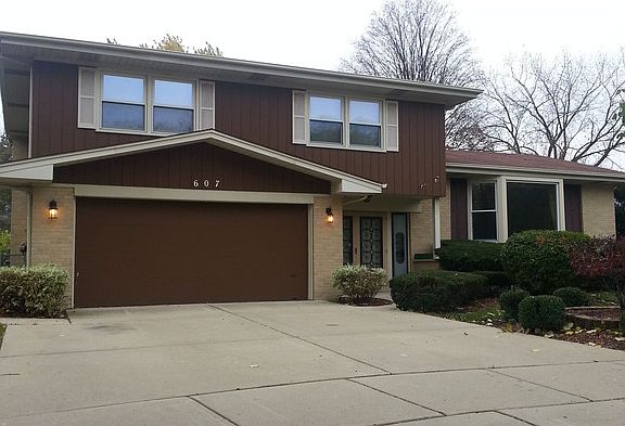 2nd image of 607 E Thorntree Ter