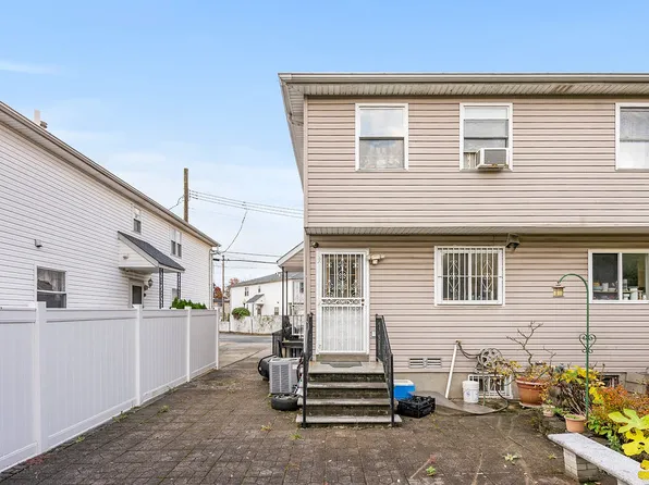 21 Leewood Loop image 17 of 19