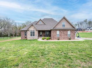 690 Maci St, Bowling Green, KY 42103