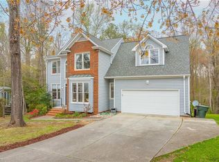 20 Laurel Brook Ct, Greensboro, NC 27407
