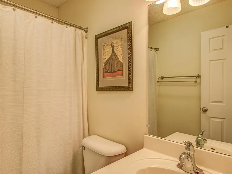 1036 Tonyawood Dr — Photo 15