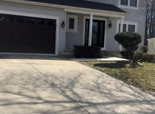 7115 Willow Hill Dr, Capitol Heights, MD 20743