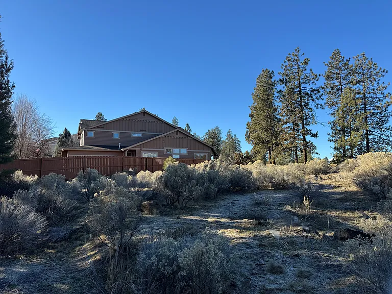 729 SW Silver Lake Blvd — Photo 40