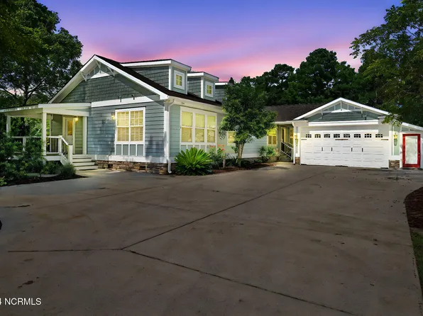 1701 White Road, Wilmington, NC 28405