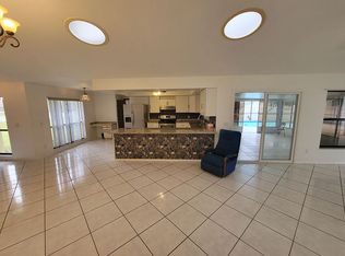 1830 Victory Palm Dr, Edgewater, FL 32132