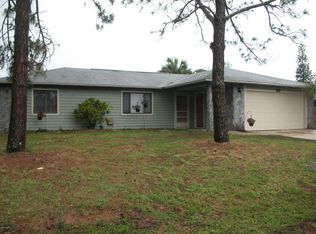 424 Ontario St NW, Palm Bay, FL 32907