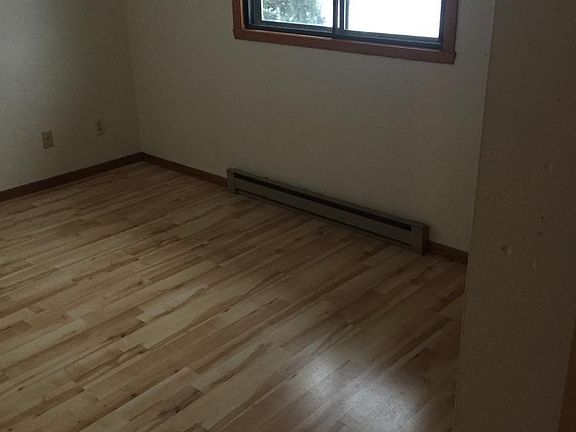 3rd image of 1327 34th Ave S