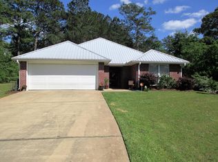12 Edna Dr, Hattiesburg, MS 39402