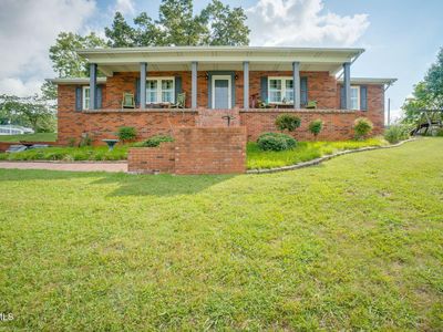 300 Sunrise Ave, Church Hill, TN, 37642