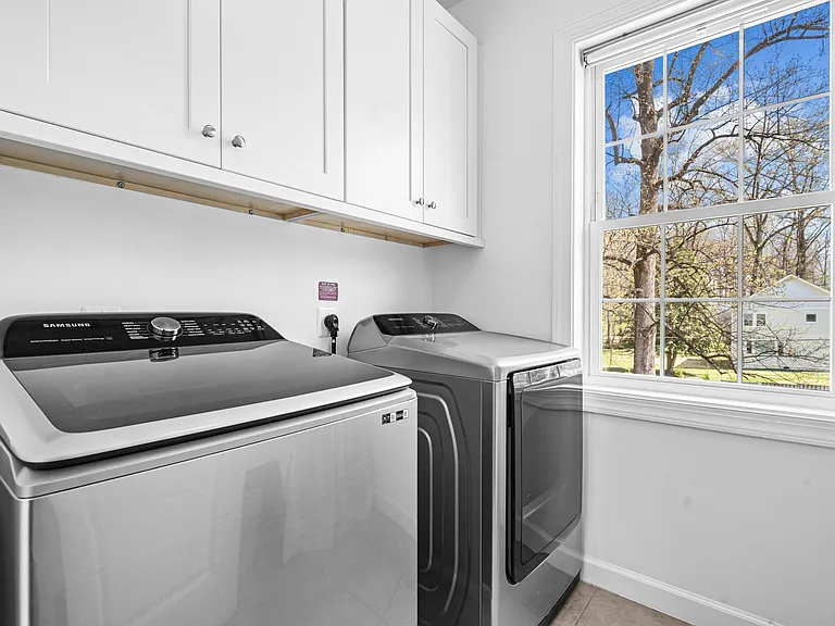 3803 Estel Rd — Photo 33