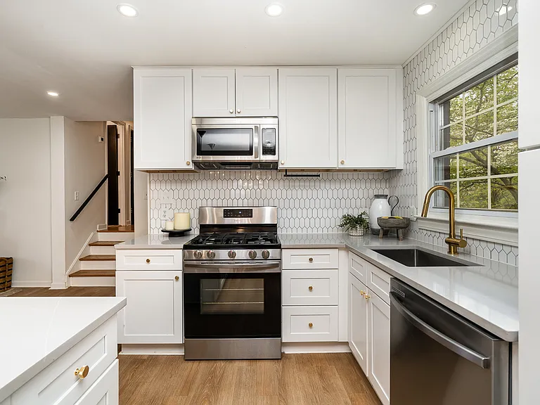 3524 Donovan Pl — Photo 15