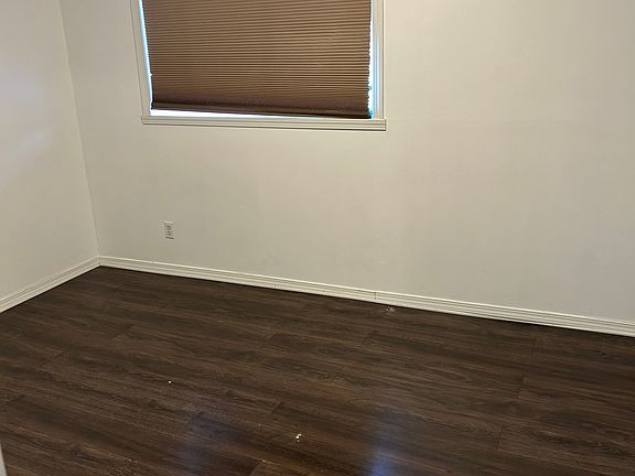 4th image of 2118 Milverton Dr