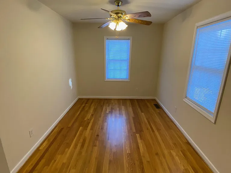 1514 W Cary St — Photo 22