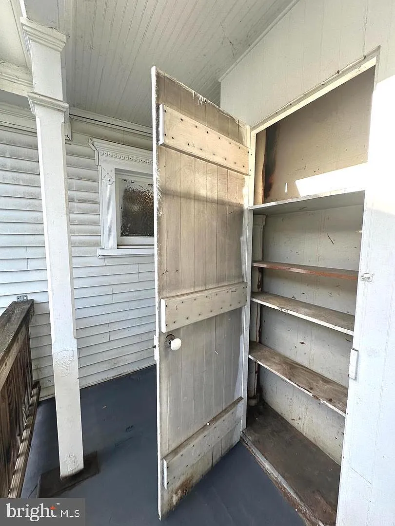 38 Wayside Ave — Photo 4
