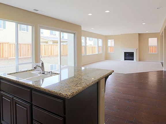 Kitchen - Great Room