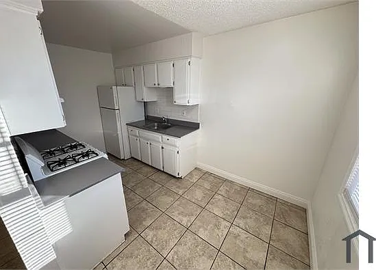 2 bed, 799 sqft, $895 — Photo 4