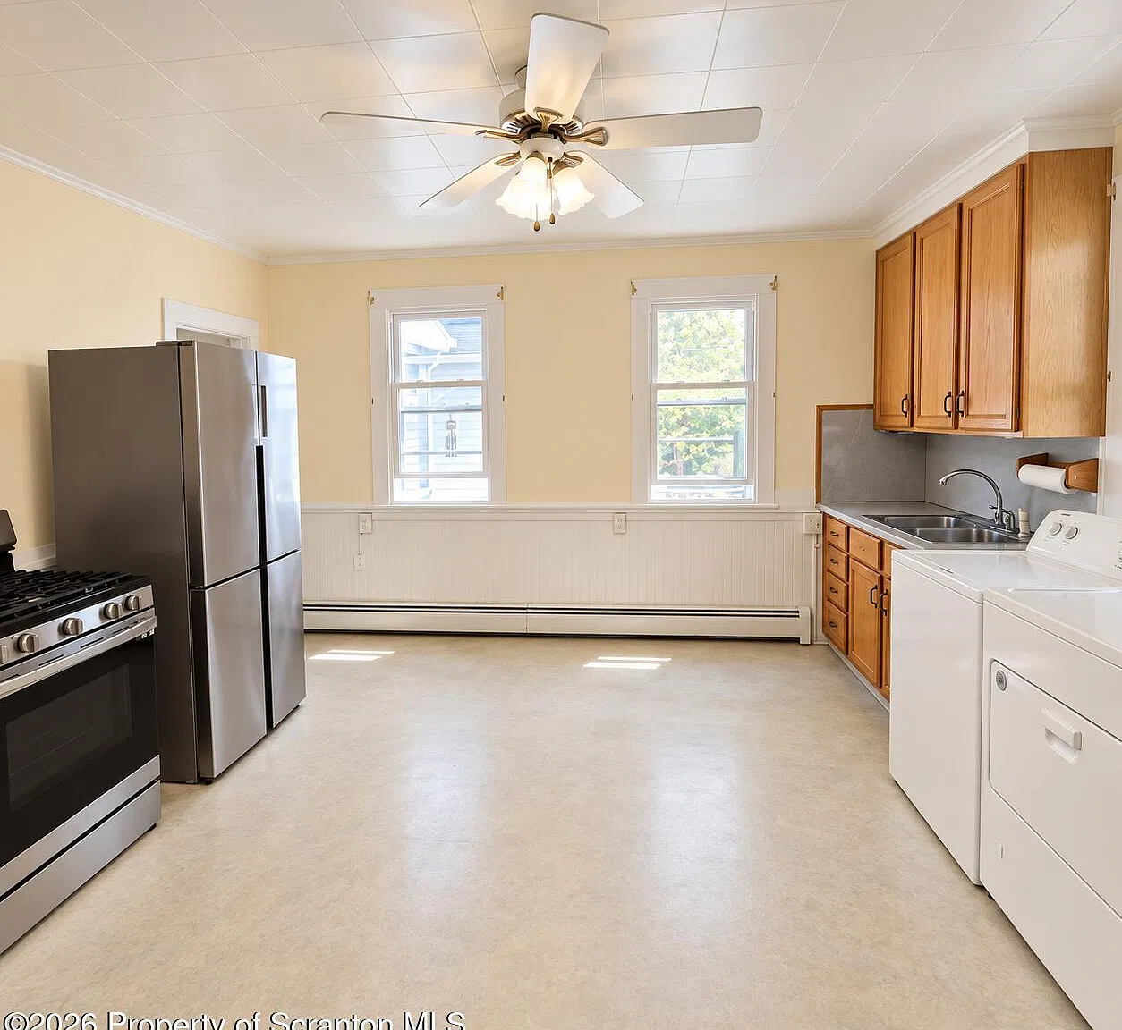 3 bed, 1.5 bath, 1144 sqft, $1,450 — Photo 4